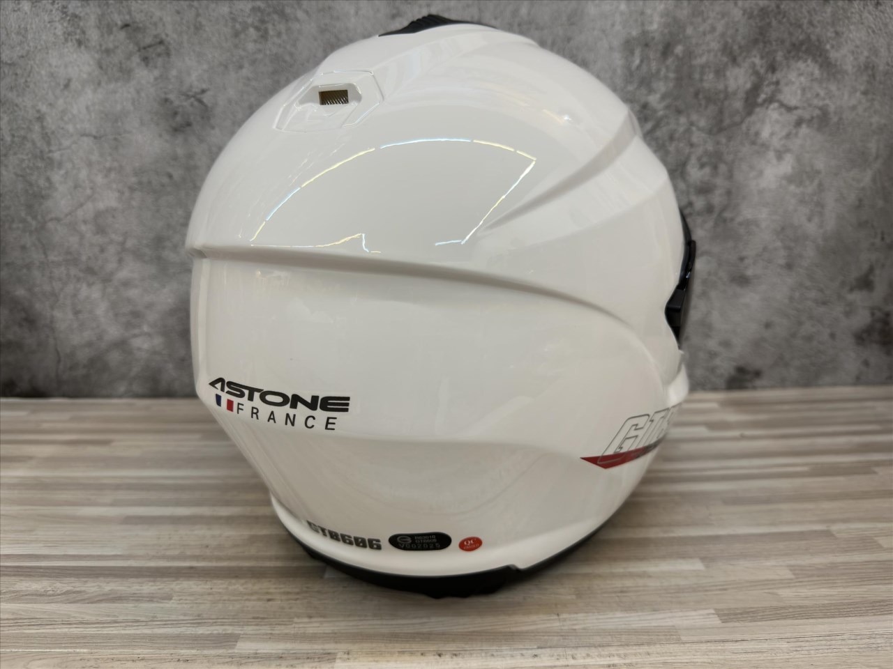 《遠古騎士》ASTONE GTB606 素色 亮白 內含墨鏡 全罩 安全帽