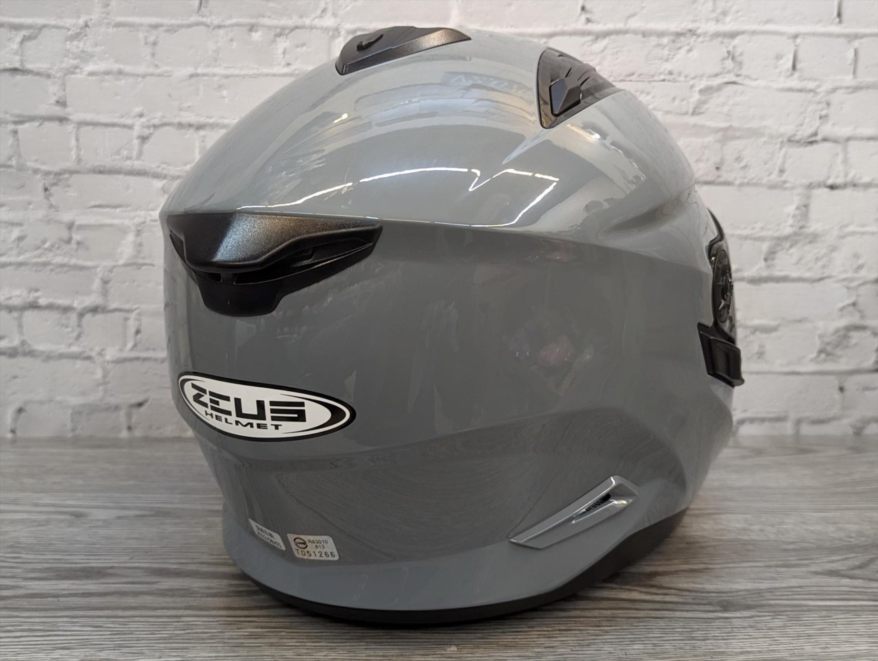 《遠古騎士》瑞獅 ZEUS 613B 素色 水泥灰 半罩安全帽 內襯全可拆 雙鏡片