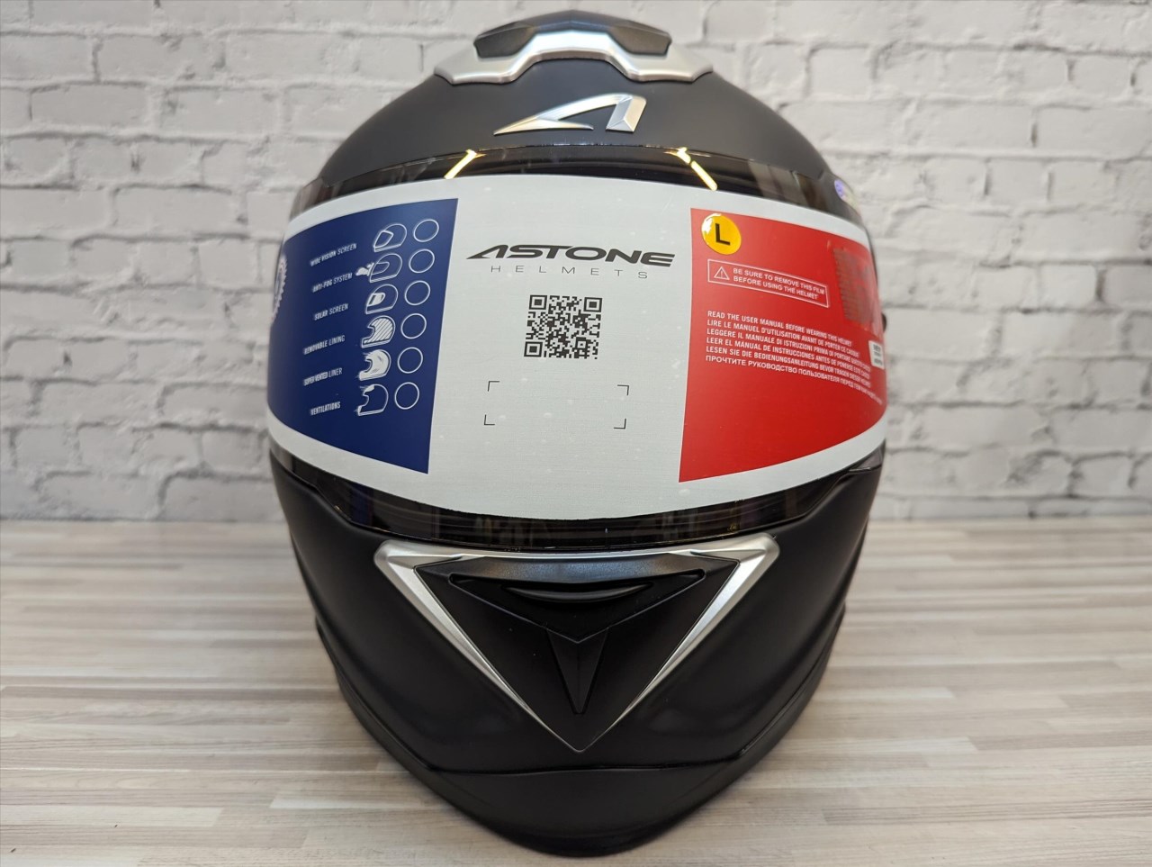 《遠古騎士》ASTONE GT1000F 素色 消光黑 碳纖材質 雙鏡片雙D扣全罩安全帽