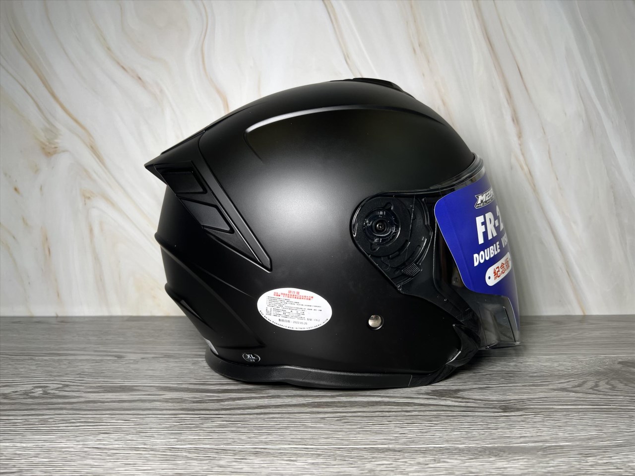 《遠古騎士》M2R FR-2 安全帽 FR2 紀念版 素色 消光黑 內藏墨鏡 半罩安全帽