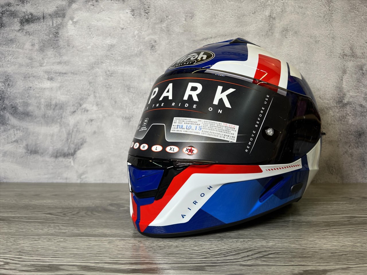 《遠古騎士》AIROH 義大利 SPARK #7 藍白 全罩帽 安全帽