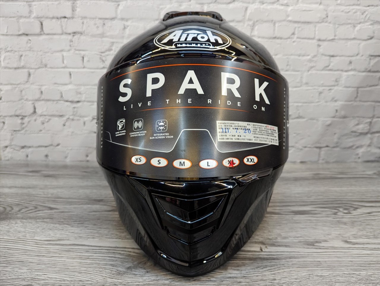 《遠古騎士》AIROH 義大利 SPARK 素色 亮黑 全罩帽 安全帽