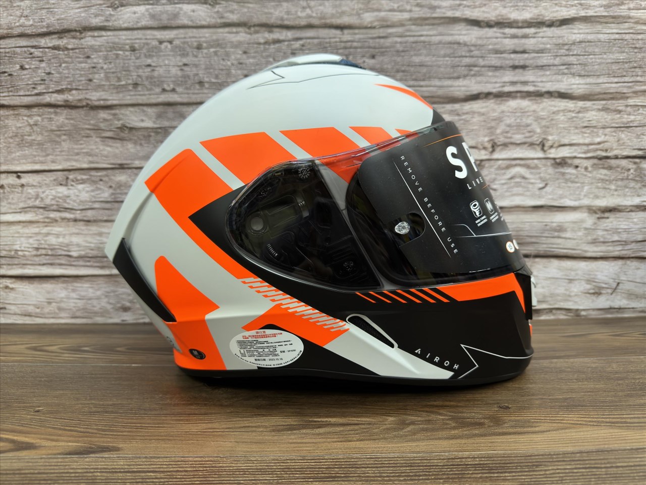 《遠古騎士》AIROH 義大利 SPARK #8 平灰橘 全罩帽 安全帽 墨片 通風