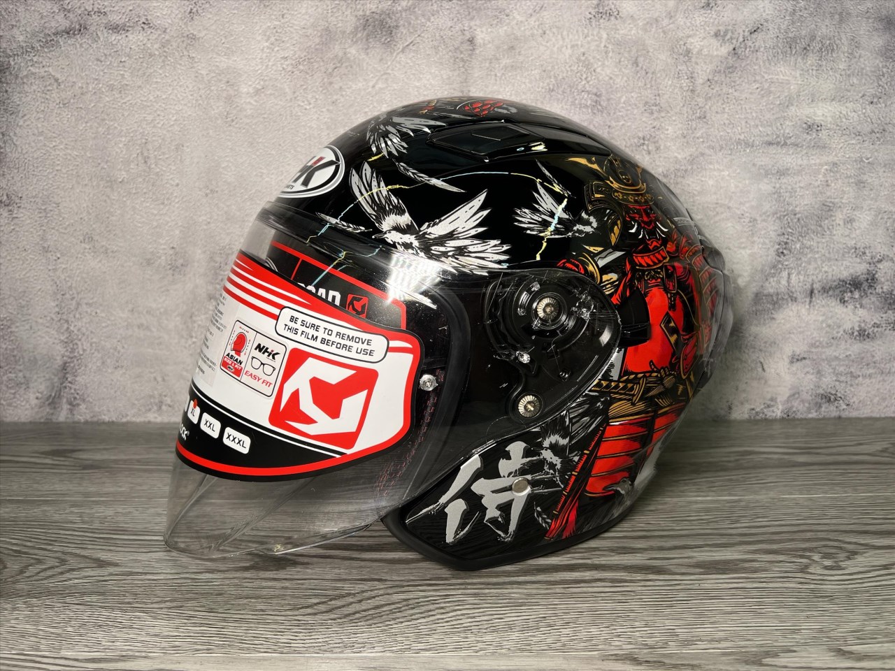 《遠古騎士》NHK S1 GP PRO 盔甲 (KABUTO) 內藏墨片半罩式安全帽