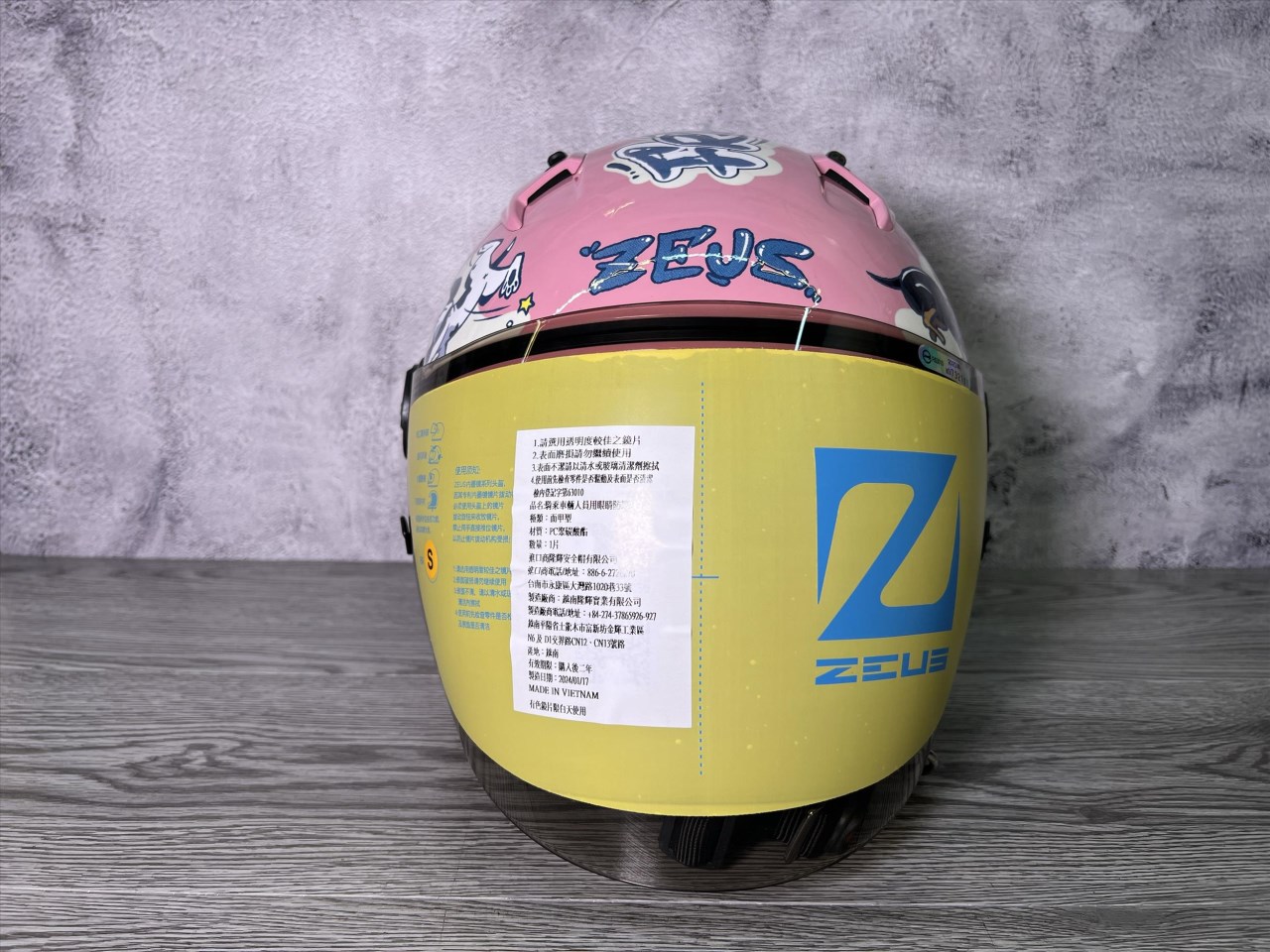 《遠古騎士》瑞獅 ZEUS 213 AX7 淺粉紅灰 半罩安全帽 內襯全可拆 ZS213