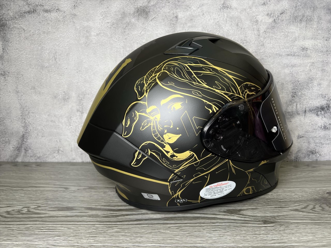 《遠古騎士》AIROH 義大利 VALOR #1 消光黑金 全罩 安全帽 輕量 通風