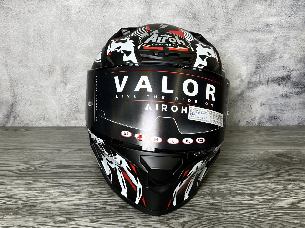 《遠古騎士》AIROH 義大利 VALOR #4 消光黑紅 全罩 安全帽 輕量 通風