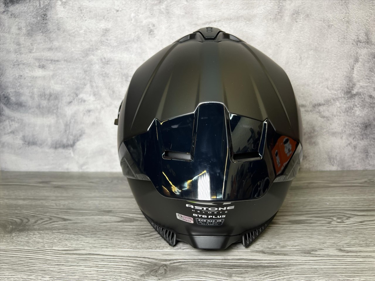 《遠古騎士》ASTONE GT6 PLUS 素色 消光黑 全罩安全帽