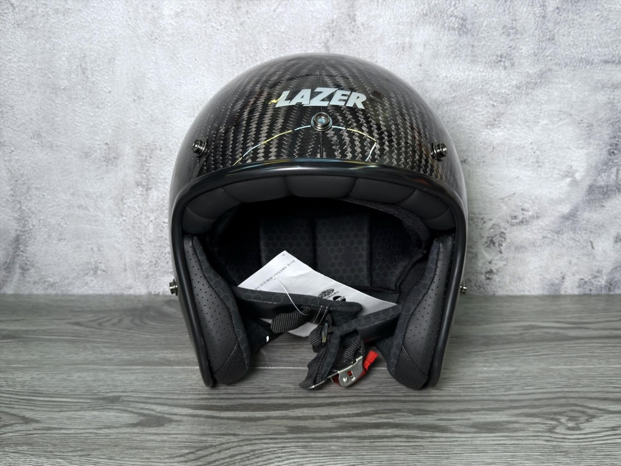 《遠古騎士》LAZER OF-01X 6K亮面碳纖復古帽