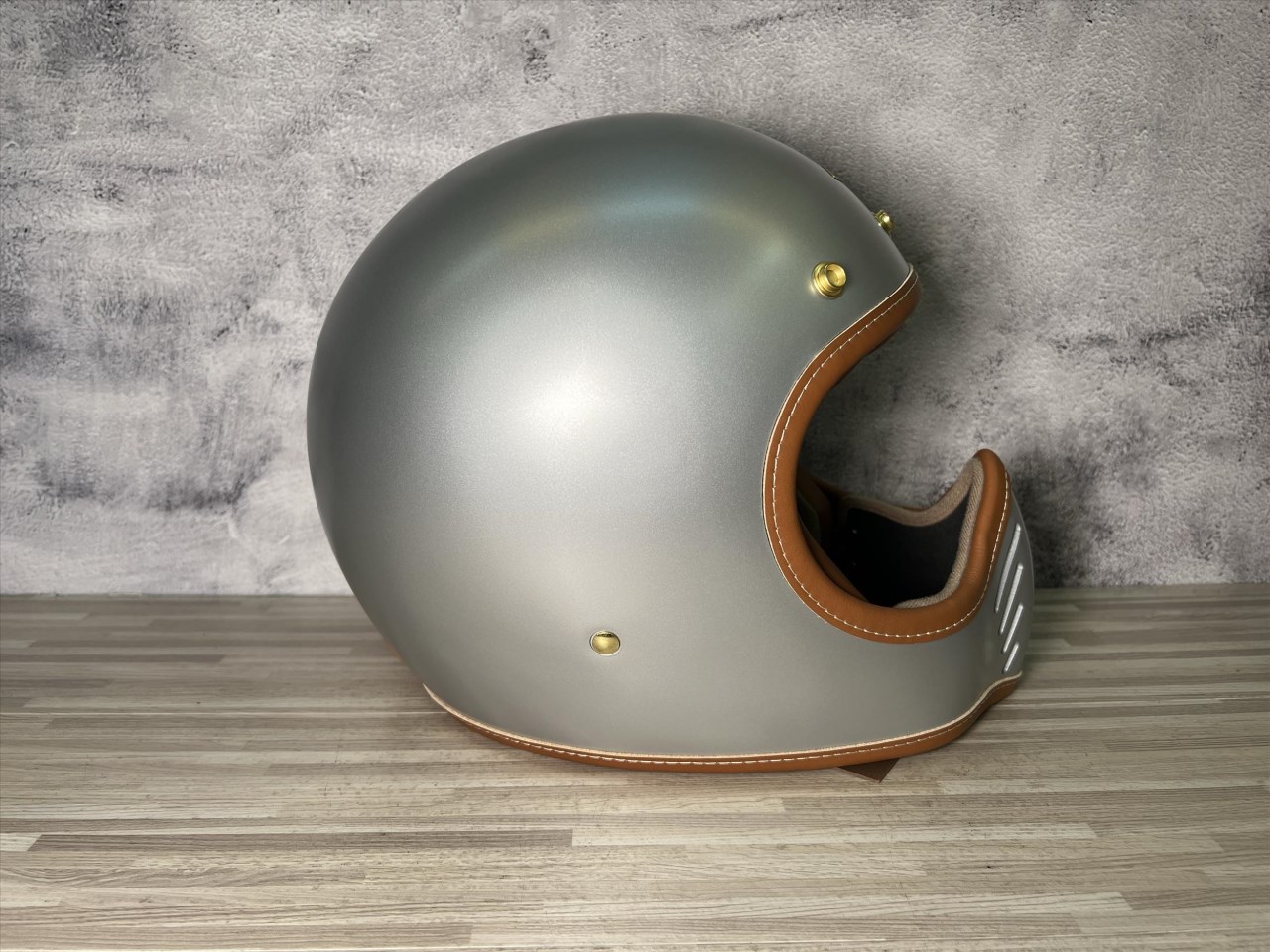 《遠古騎士》Feture 飛喬 STEVEN CUSTOM史帝文 亞光冰島銀 全罩山車帽