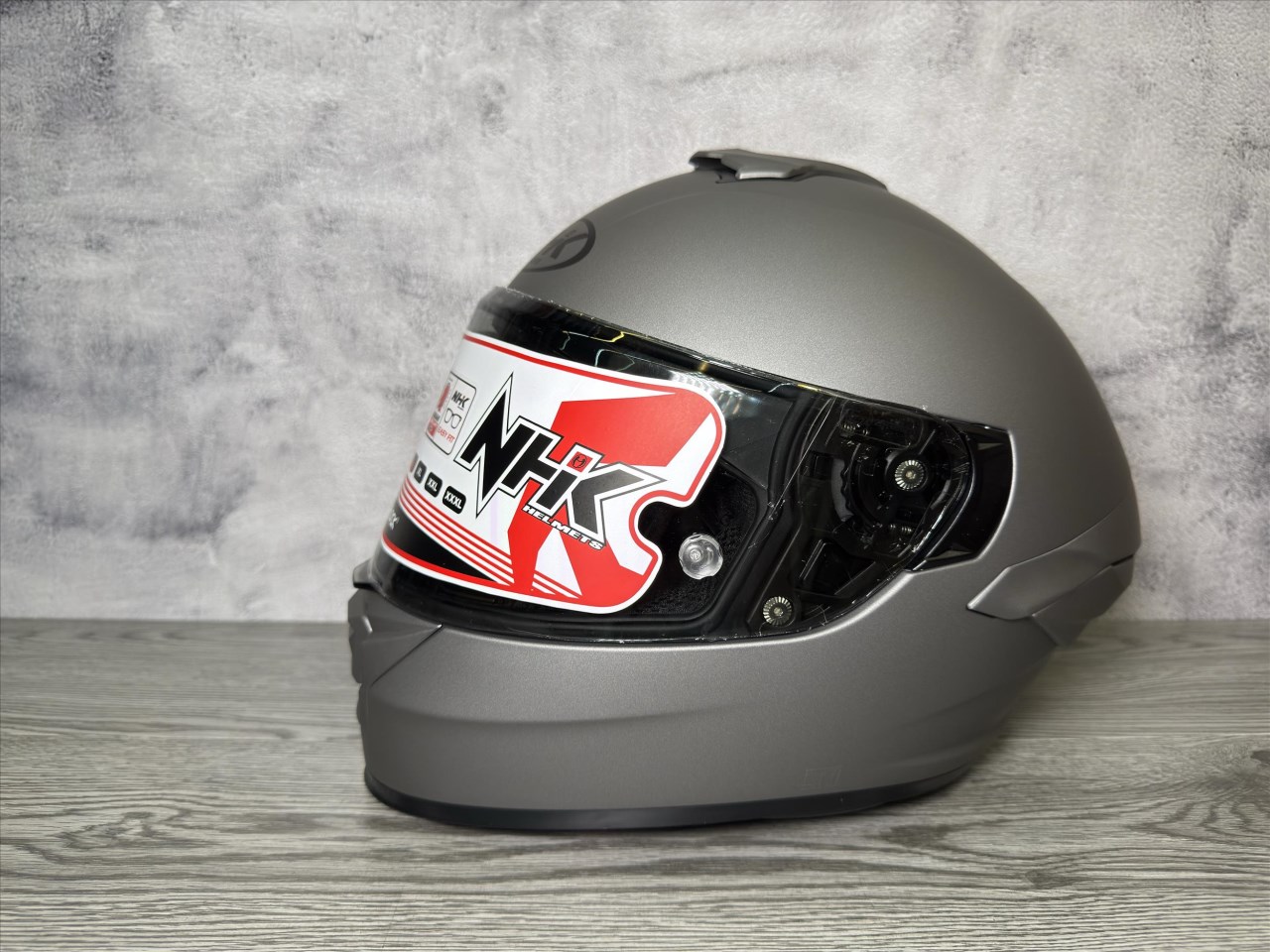 《遠古騎士》NHK K5R 素色 消光鐵灰 全罩安全帽 超輕量 透氣