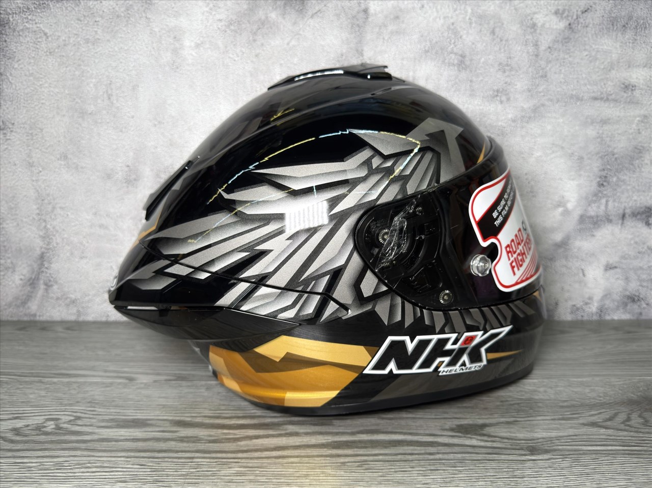 NHK K5R 雄鷹 WingStar 亮黑金 全罩安全帽 超輕量 透氣
