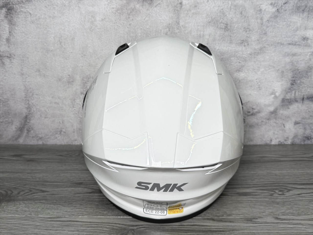 《遠古騎士》SMK 全罩安全帽 STELLAR UNICOLOUR 亮面白 GL100