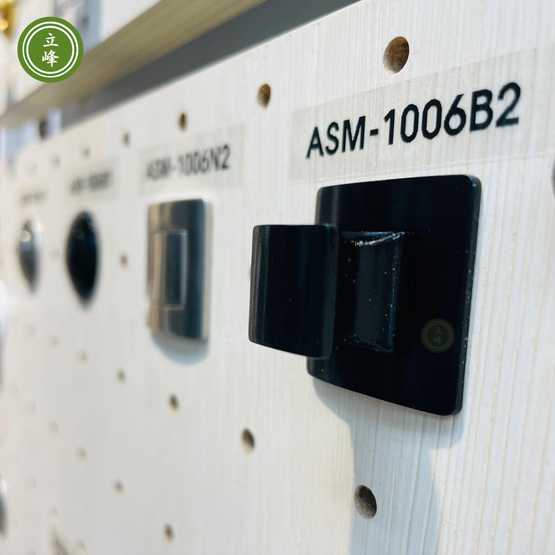 ASM-1006B2【圓型 黑色】暗取手  