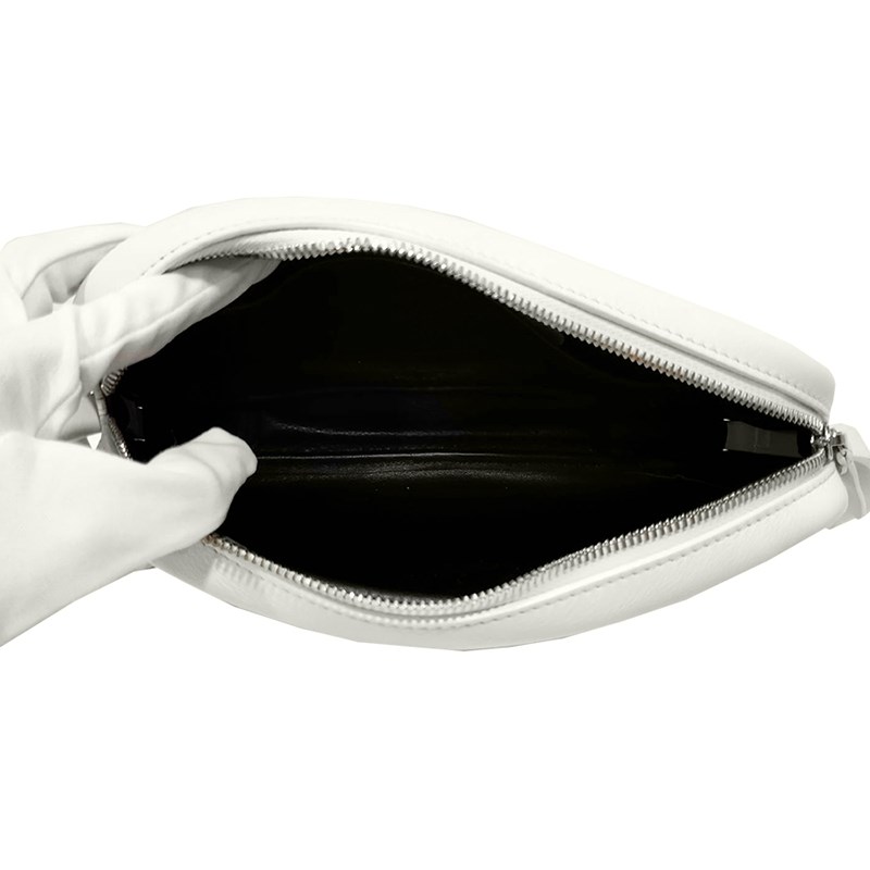 【Balenciaga 】489812 經典EVERYDAY系列品牌字母烙印小牛皮相機斜背包(白色-S號)