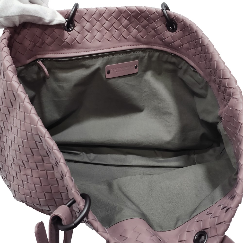【BOTTEGA VENETA 】297983 經典編織羊皮壓扣羅馬手提包(藕粉)