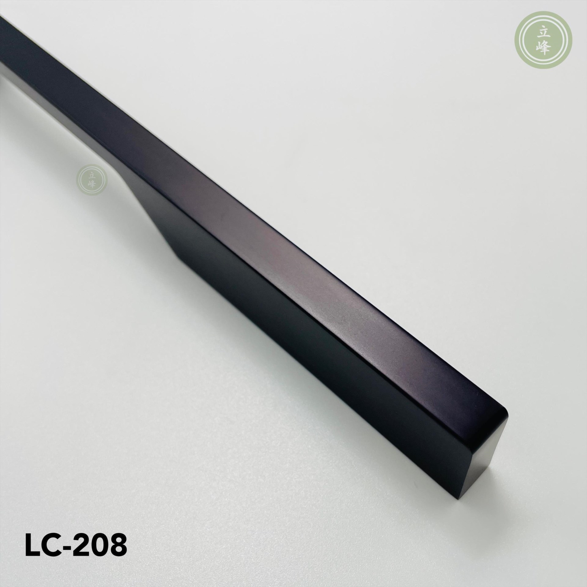 LC-208 鐵灰色
