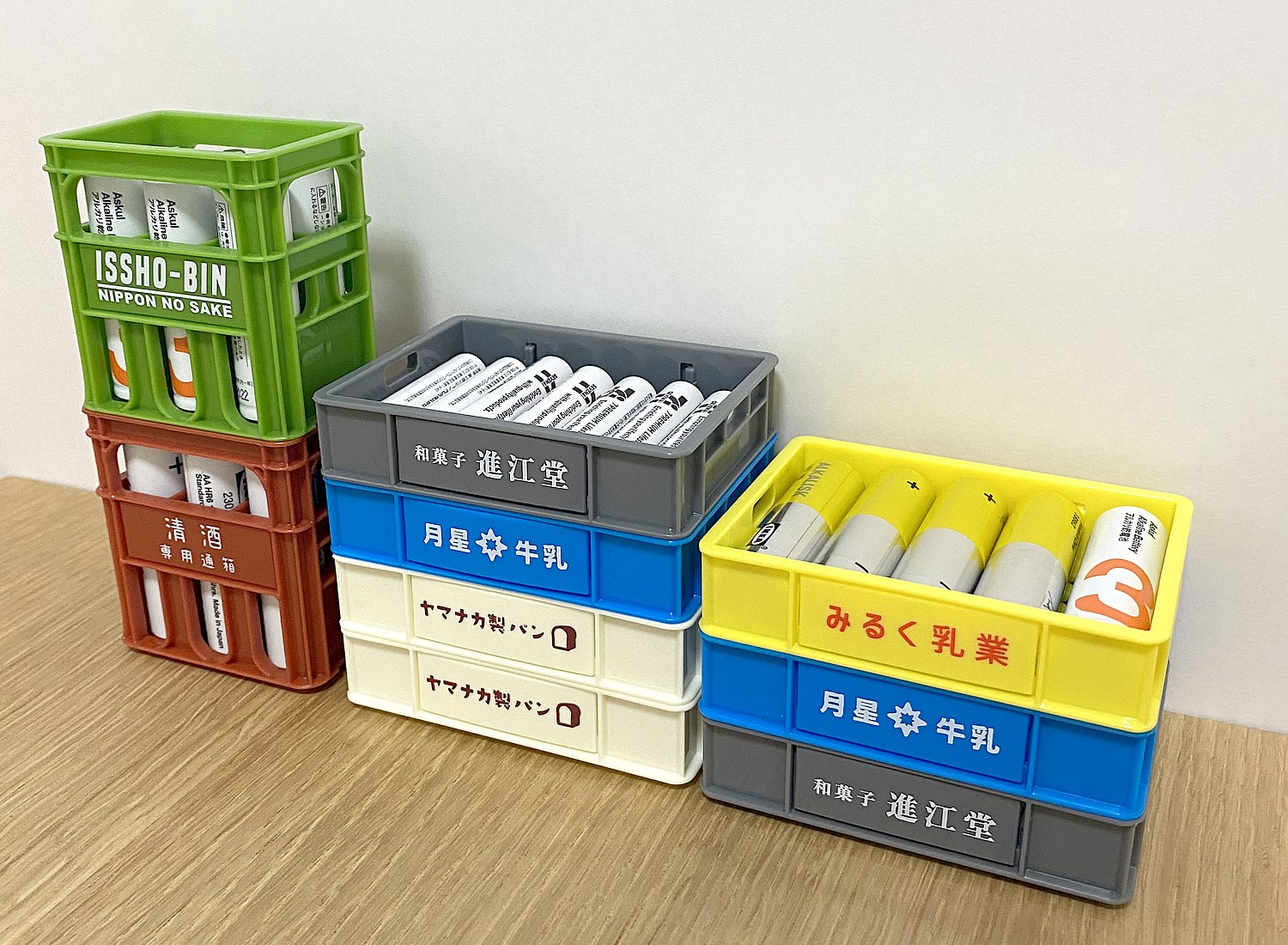 藍色 /  黃色    4965534112918     白色 /  灰色     4965534112925