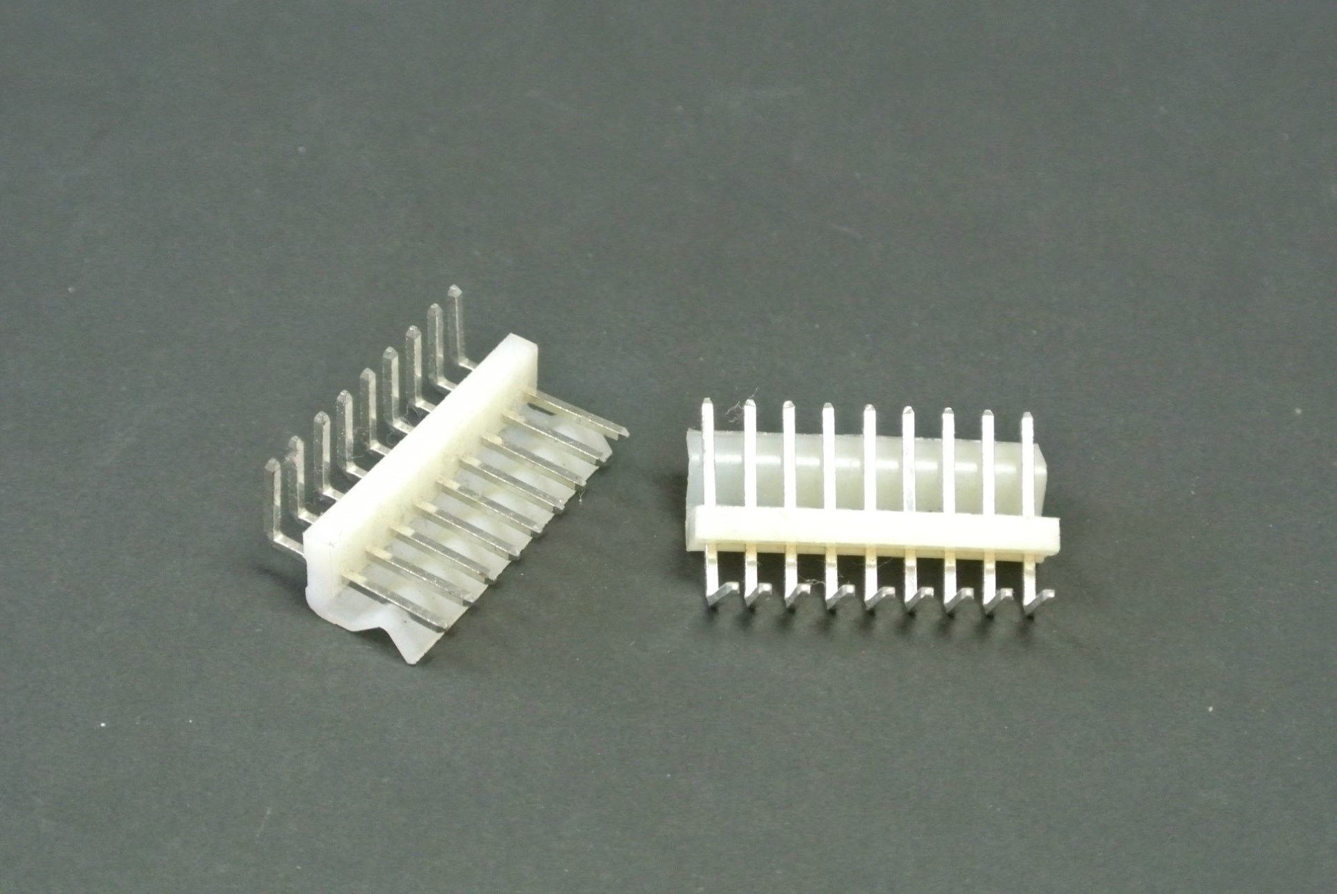 3.96mm 9P公座  90度
