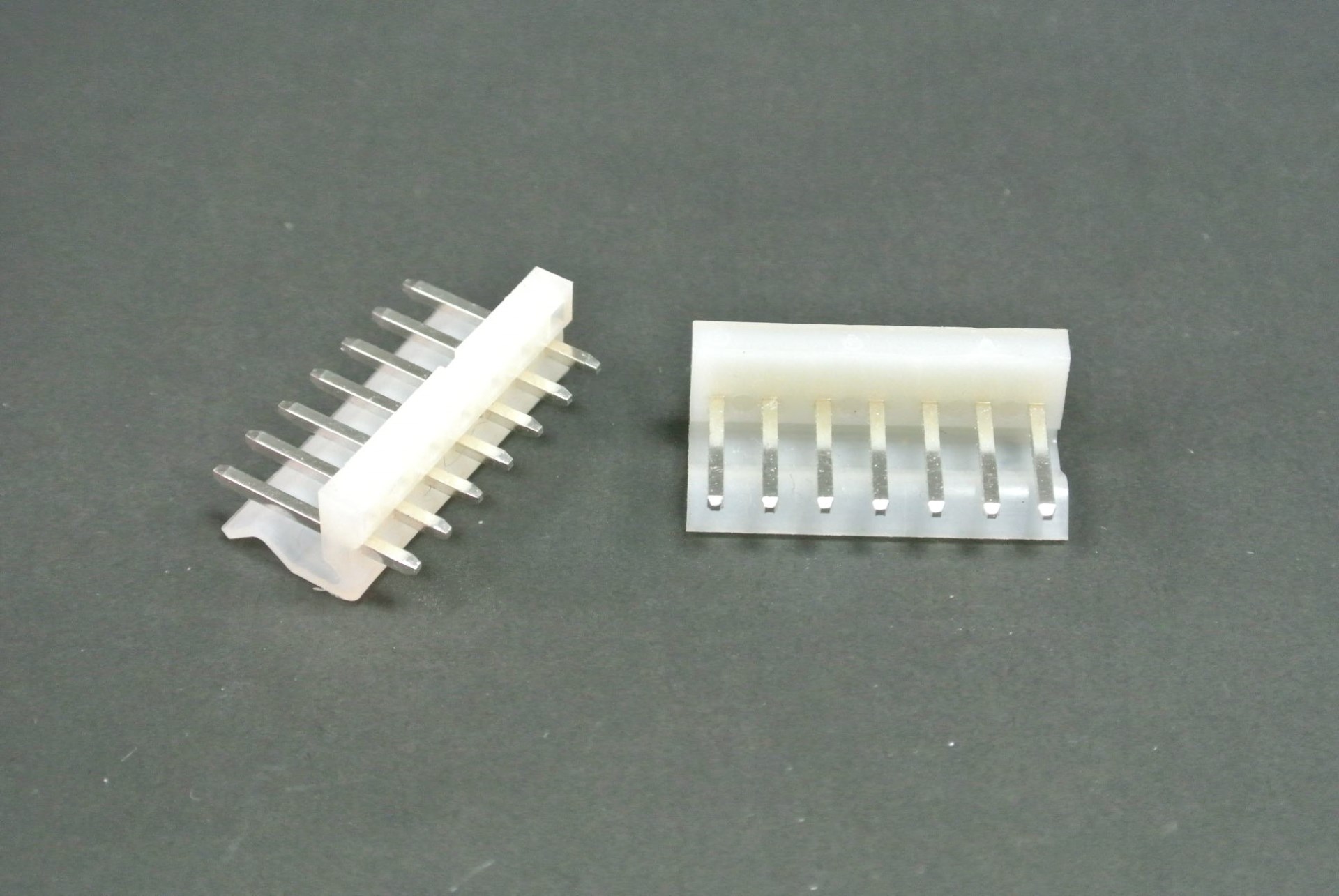3.96mm 7P公座180度
