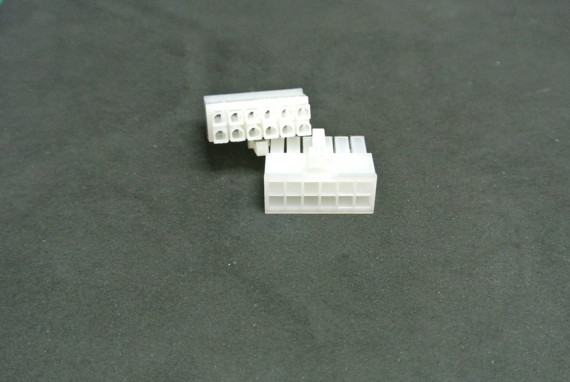 ATX 2X6P 公   4.2mm