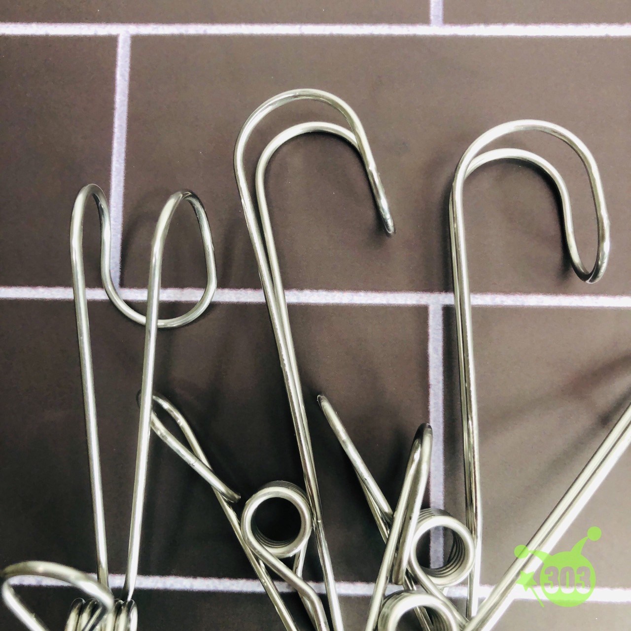 0963 掛式不鏽鋼夾-4P   4968951209636