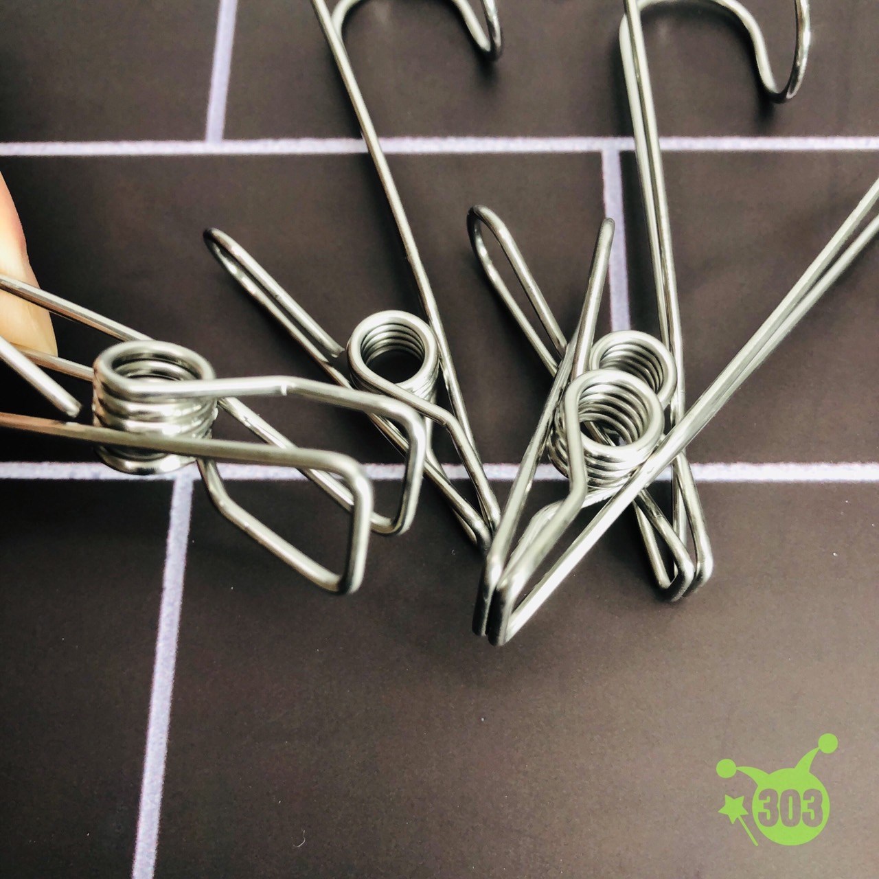 0963 掛式不鏽鋼夾-4P   4968951209636