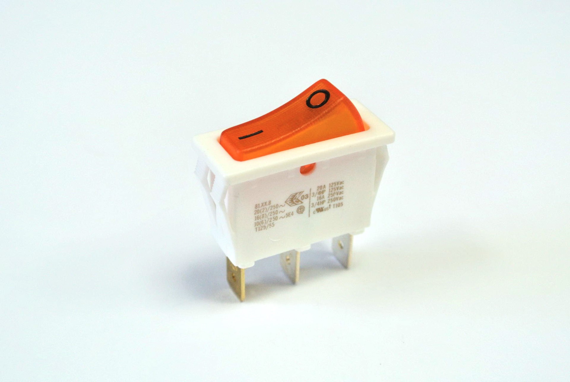 3P2段 帶燈開關 黃 A2