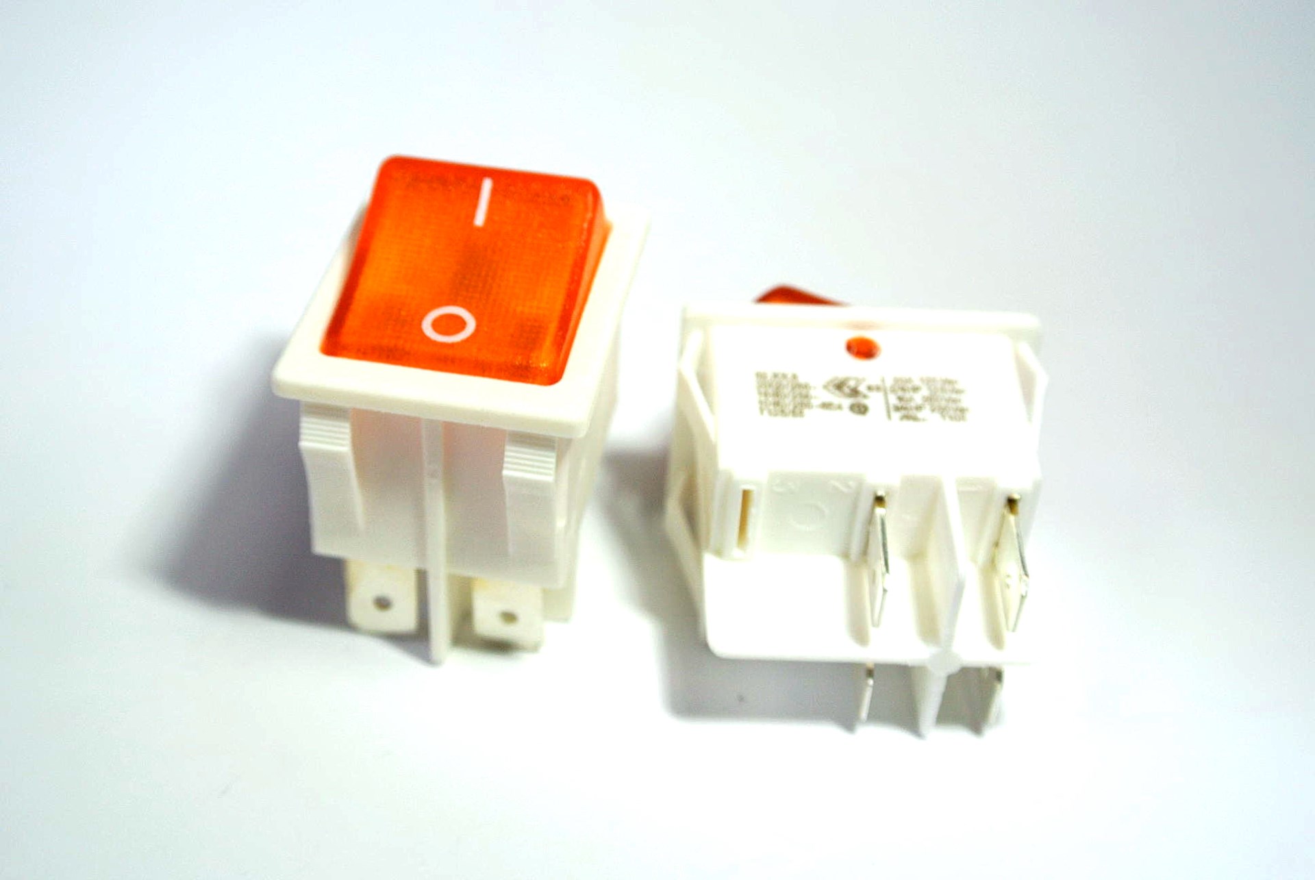 4P2段 開關 C2