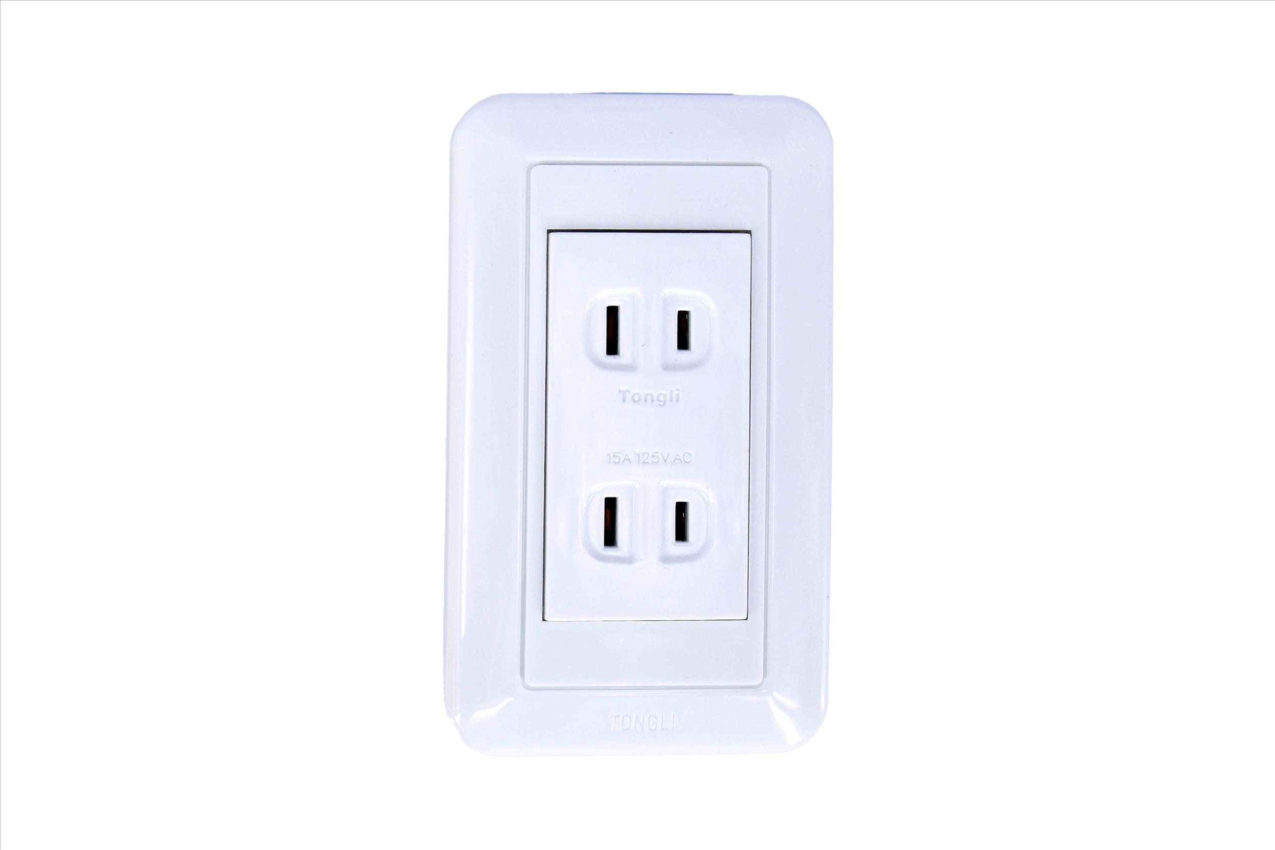 97-073 聯蓋式雙聯插座 15A / 125V