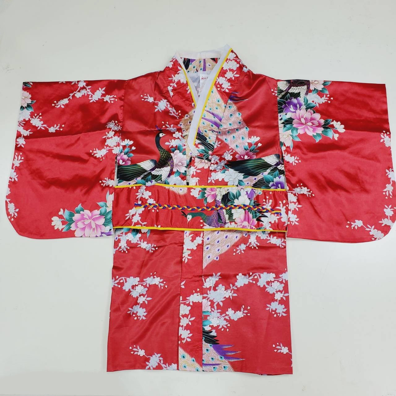 紅色孔雀長和服