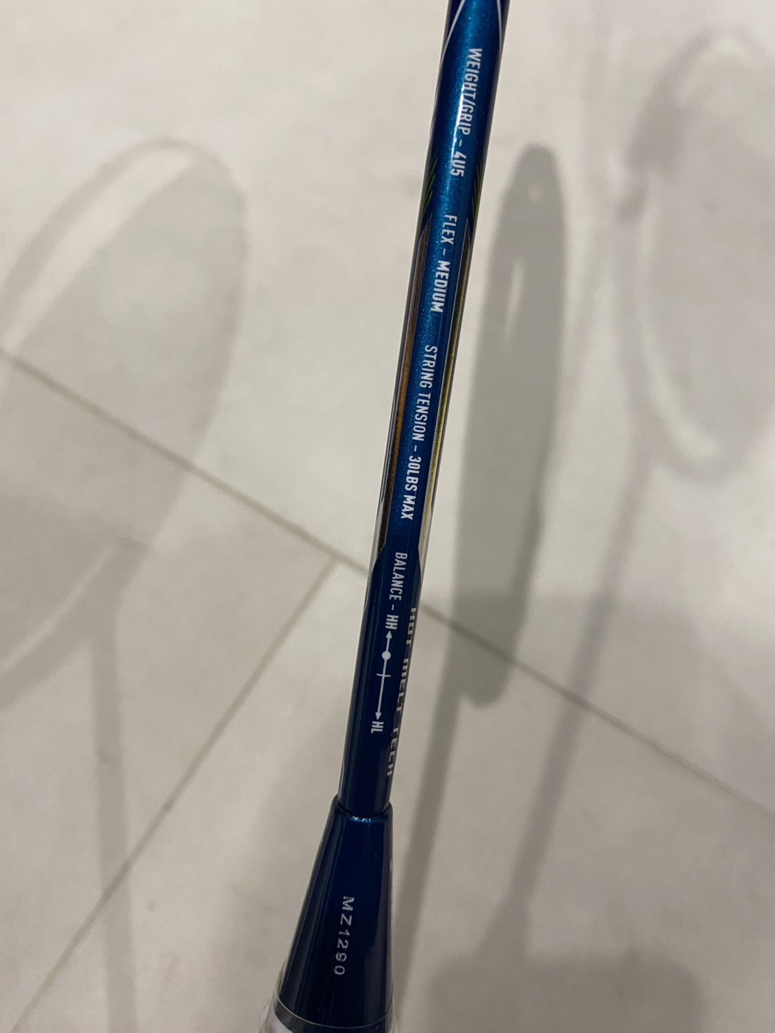 4U (羽球世家）Mizuno 新推出均衡偏微重頭羽球拍 XYST 07 台灣製