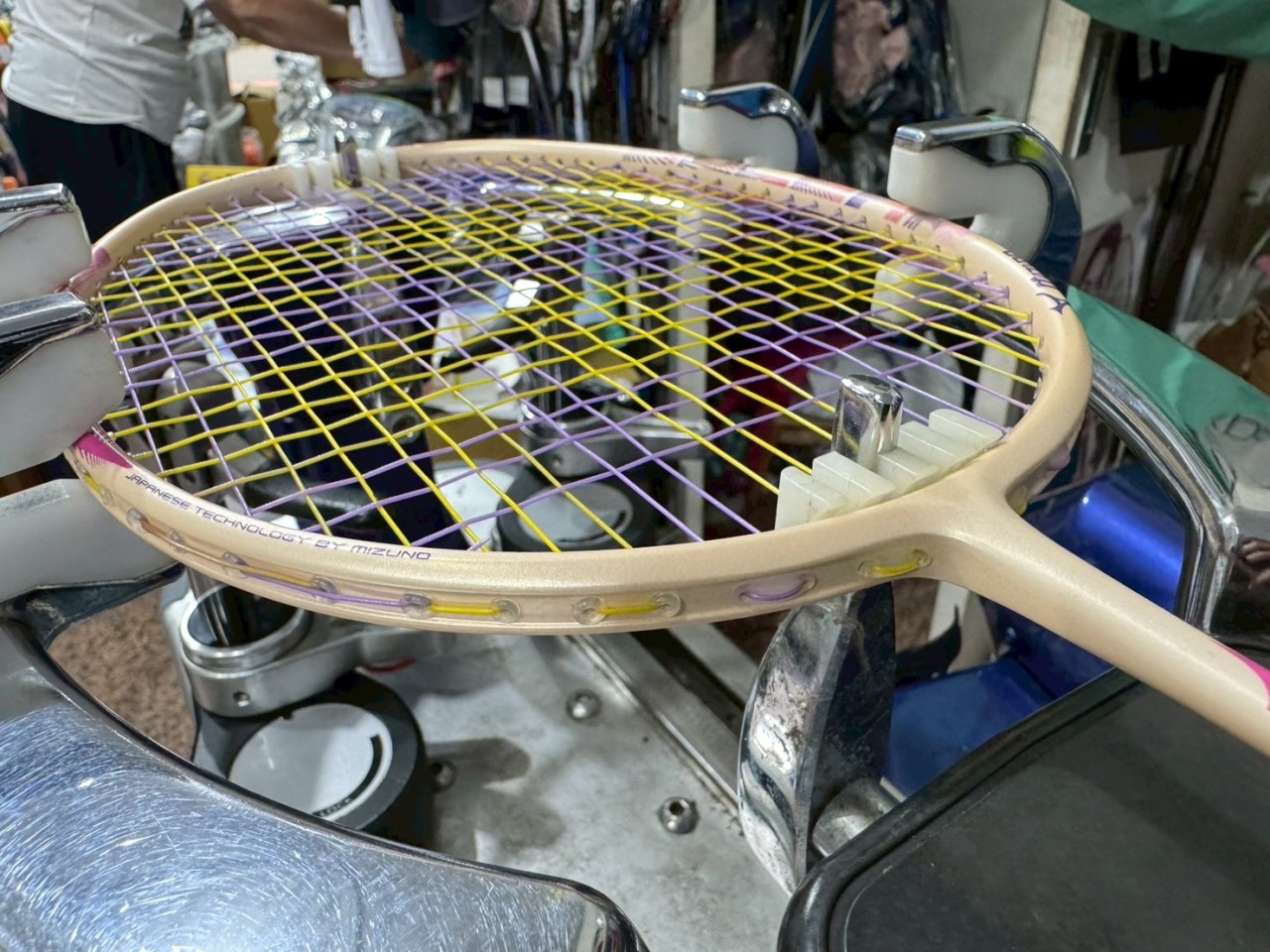 6UG6 粉色 (羽球世家) 美津濃 極輕快 羽球拍 ALTIUS 22 SOLEAR SL 附絨布袋 73GTB52201