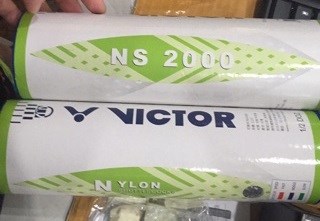 【羽球】勝利 Victor 尼龍球 NS2000 NS-2000 比賽級《仿真羽球》