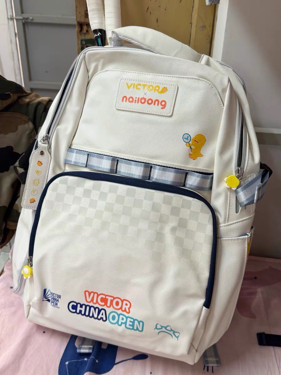 勝利 VICTOR 羽球背包 BR-5048NLCO25 公開賽 x 奶龍 聯名後背包