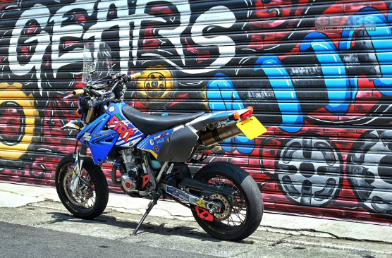 SUZUKI DRZ400SM H2 後避震器