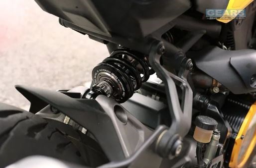 DUCATI Monster 821 (14~) H2 後避震器