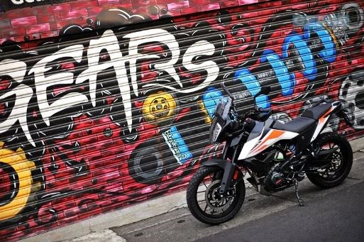 KTM ADVENTURE 390 (20) H2P 後避震器