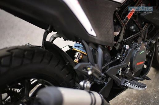 KTM ADVENTURE 390 (20) H2P 後避震器