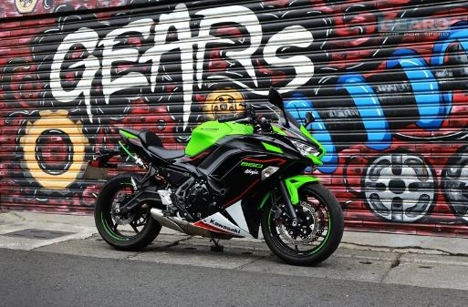 KAWASAKI NINJA 650 (21~) H2P 後避震器