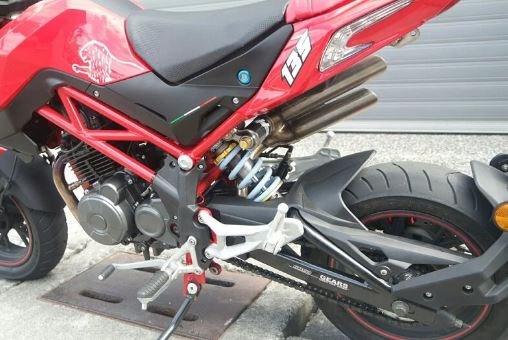 BENELLI TNT135 H2P 後避震器