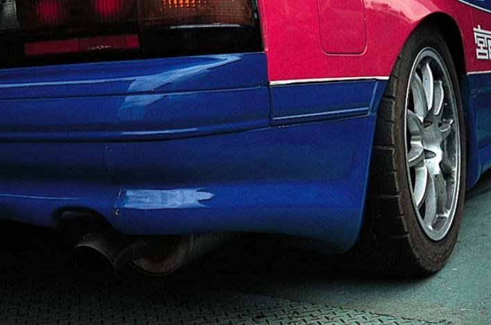 Mazda RX7 FC 後下巴 (售:日幣39,000)