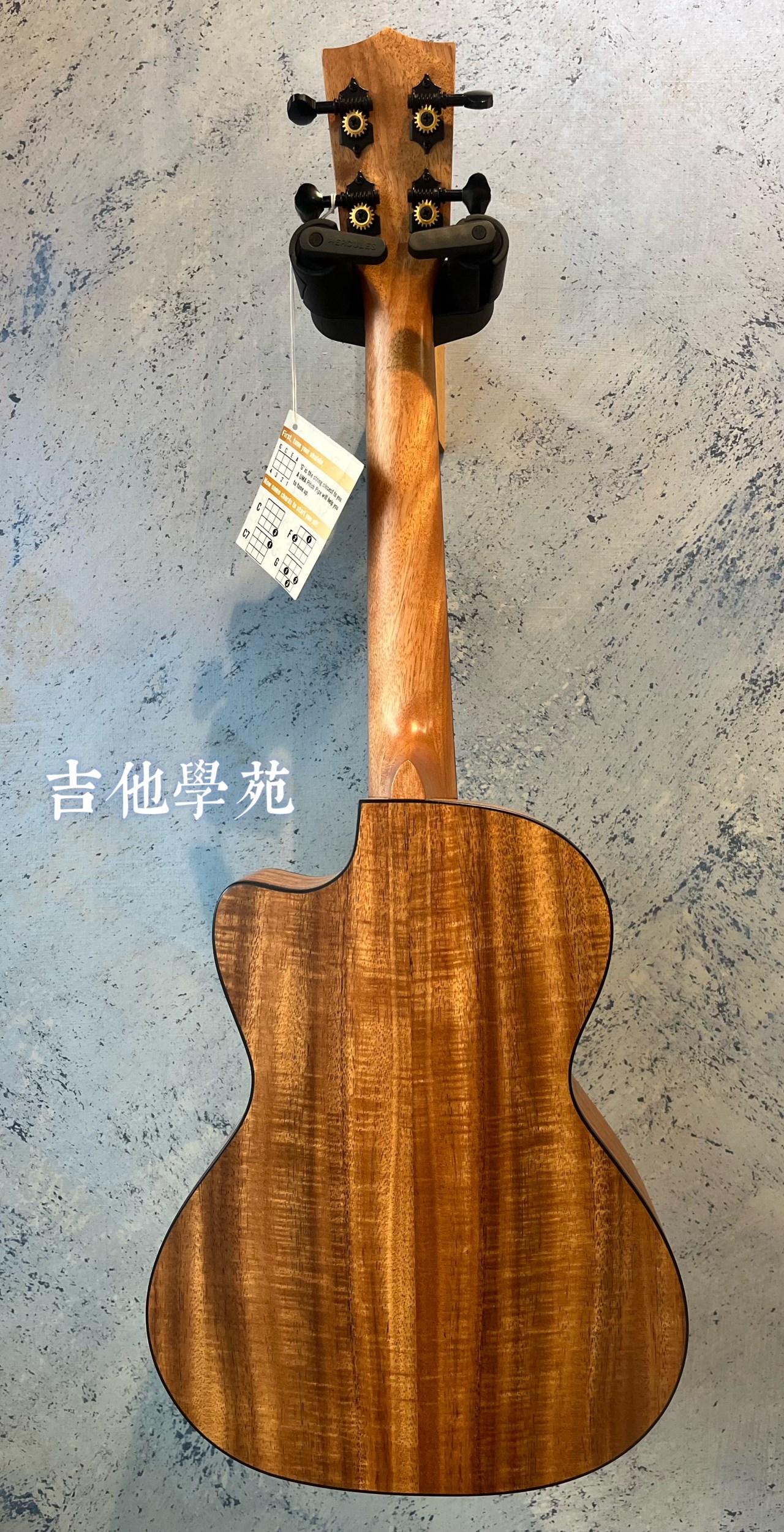 UMA雲杉面單26吋烏克麗麗（小山）