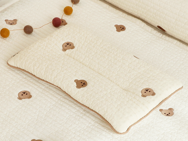 刺繡小熊 加厚嬰兒枕頭 寶寶枕