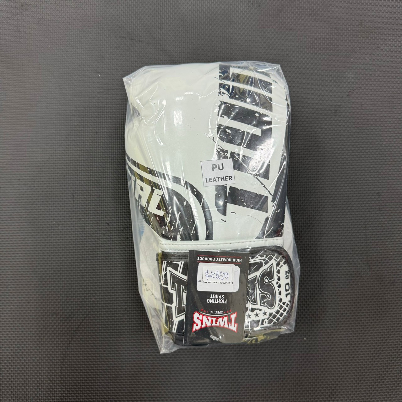 泰國 TWINS PU皮 拳套 10 OZ