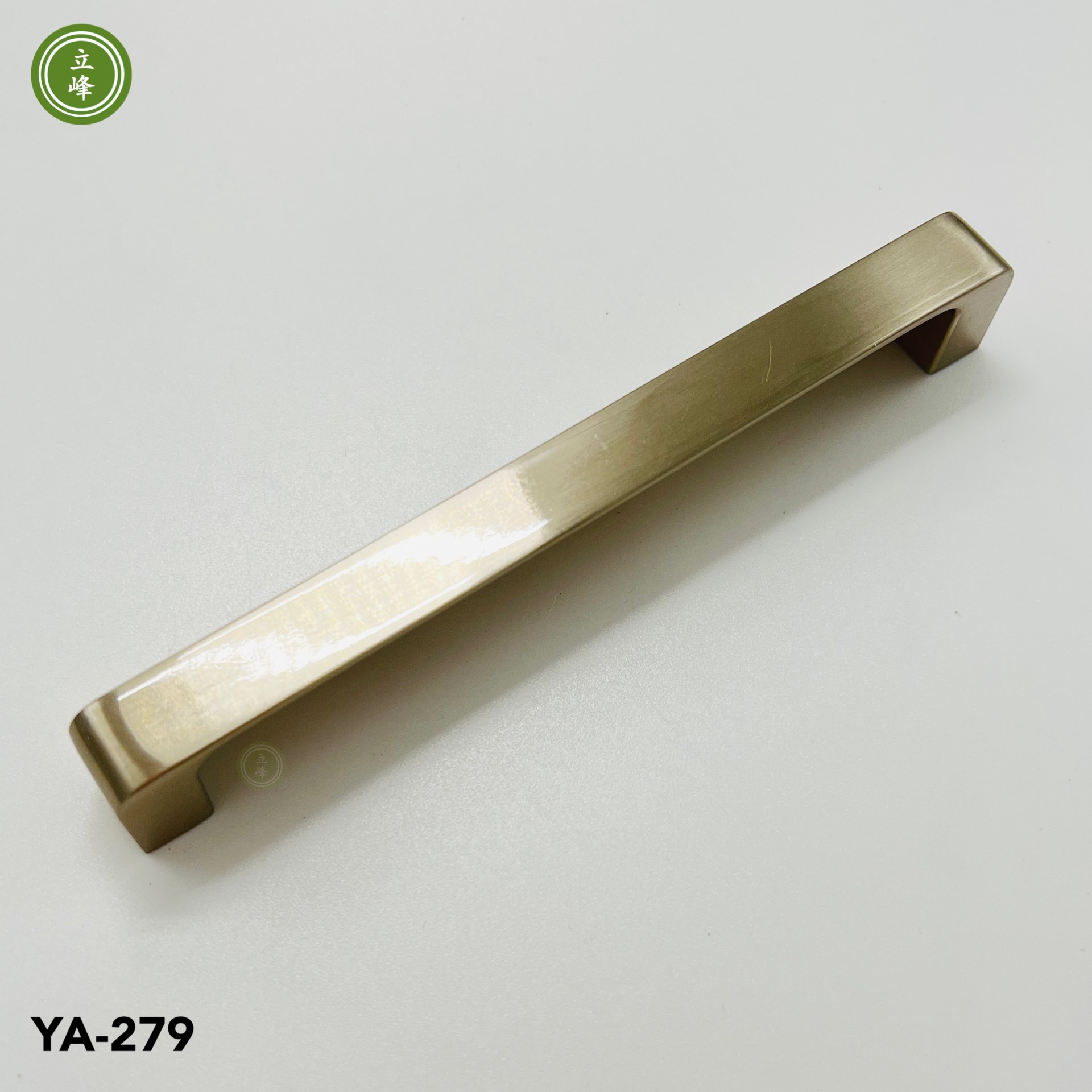 YA-279 【霧銀】把手 