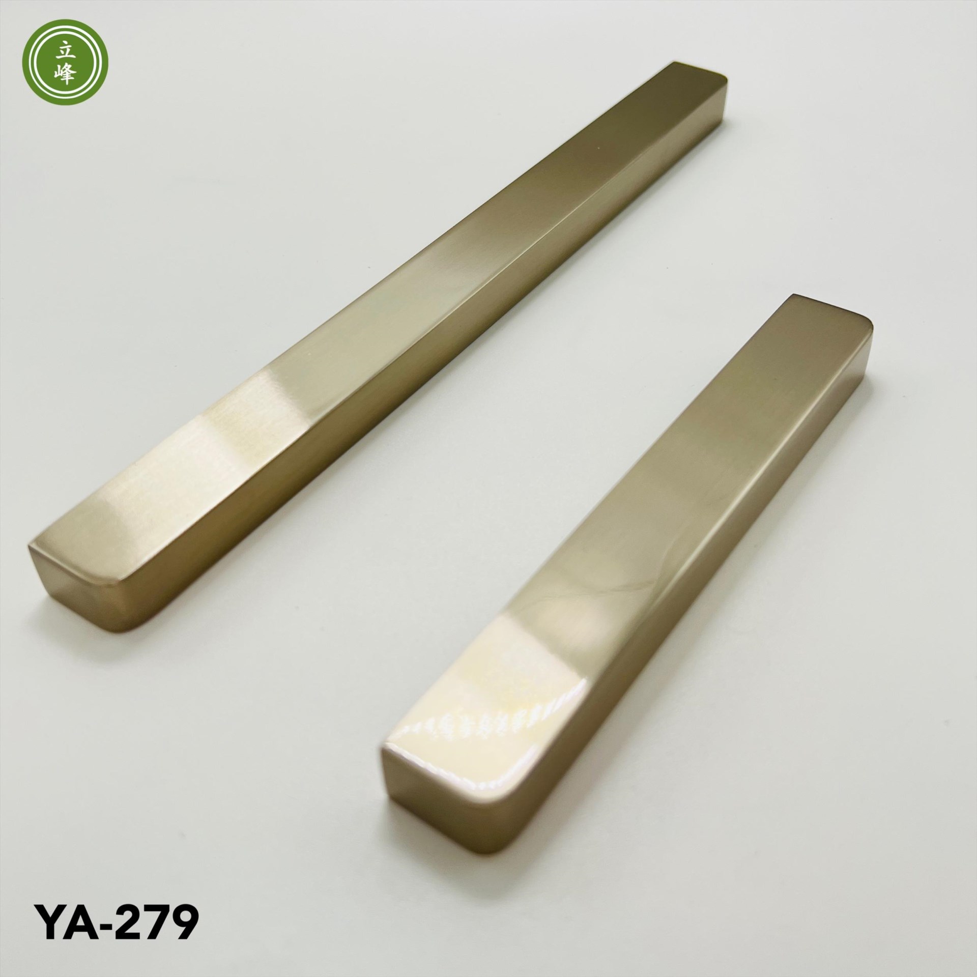 YA-279 【霧銀】把手 
