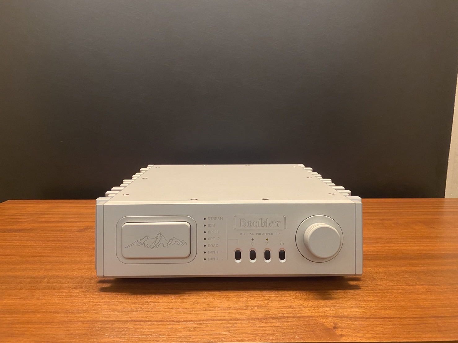 統元音響［美國Boulder - 812 ］DAC、前級、耳機放大器