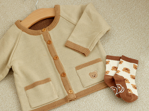 韓國製 Chezbebe 品牌小熊  嬰幼兒中長襪 防滑襪 (3入組)