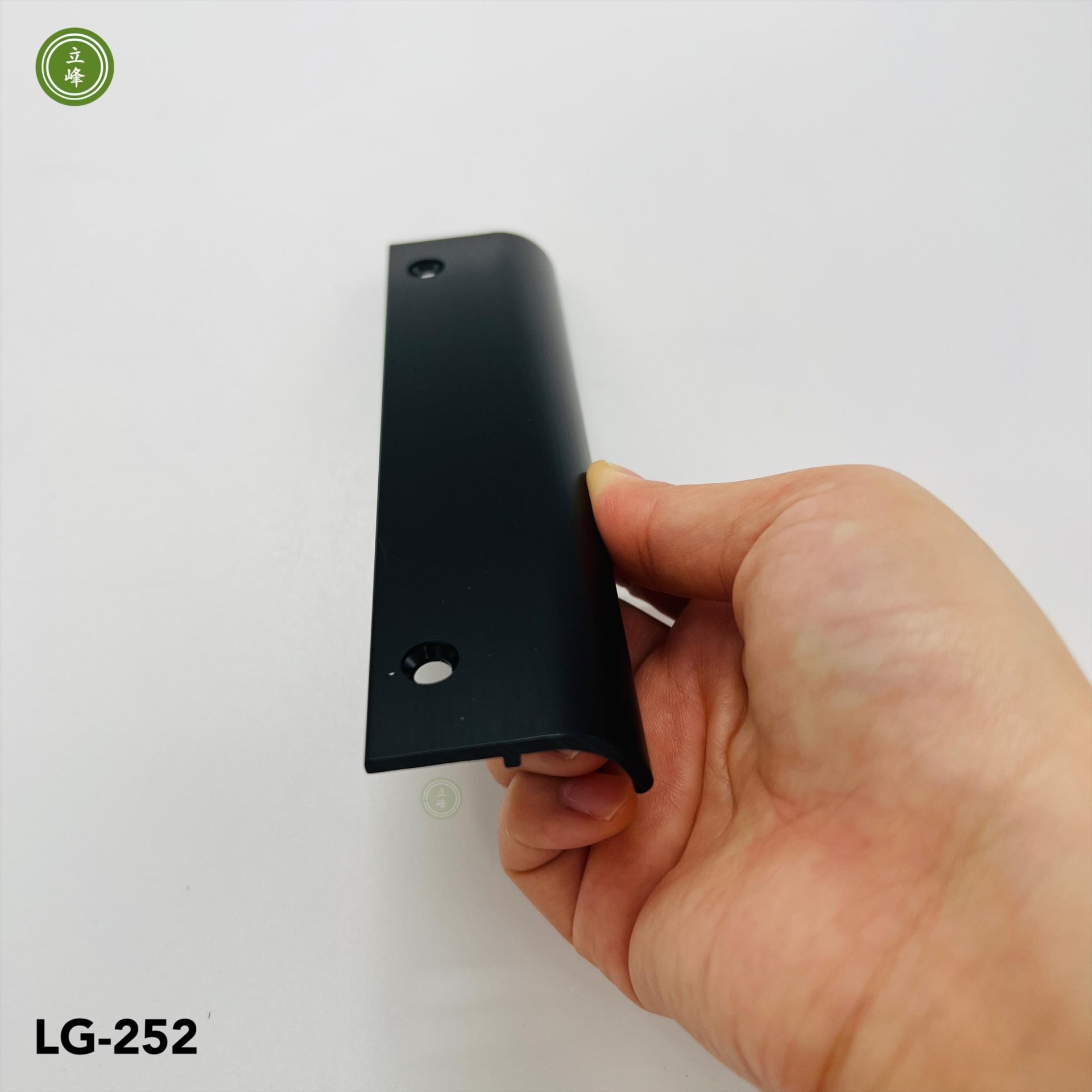 LG-252 L型 一片型把手【黑色】 